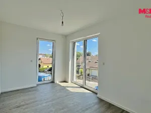 Prodej bytu 3+kk, Liberec - Liberec XXV-Vesec, K Sportovnímu Areálu, 77 m2