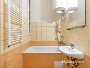 Pronájem bytu 2+kk, Praha - Libeň, Pivovarnická, 54 m2