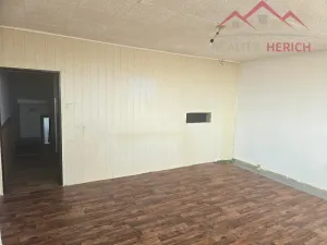 Prodej bytu 3+1, Chomutov, Kundratická, 71 m2