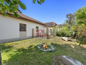 Prodej rodinného domu, Velké Bílovice, Morávky, 177 m2