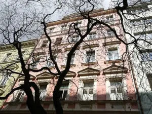 Pronájem bytu 1+kk, Praha - Vinohrady, Uruguayská, 22 m2