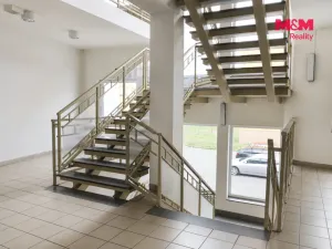 Pronájem kanceláře, Žebrák, Náměstí, 60 m2