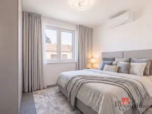 Prodej rodinného domu, Miroslav - Kašenec, 699 m2