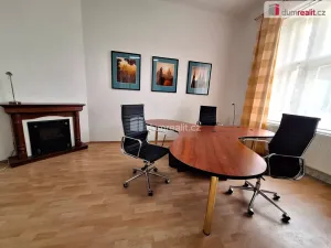 Pronájem kanceláře, Praha - Bubeneč, Bubenečská, 51 m2