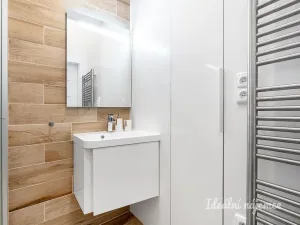 Pronájem bytu 1+kk, Praha - Podolí, Na dolinách, 39 m2