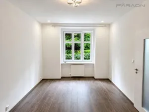 Pronájem bytu 2+kk, Praha - Vysočany, U vysočanského pivovaru, 50 m2