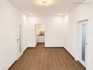 Pronájem bytu 2+kk, Praha - Vysočany, U vysočanského pivovaru, 50 m2