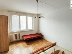 Pronájem bytu 1+1, Cheb, Americká, 36 m2