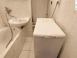 Pronájem bytu 1+1, Cheb, Americká, 36 m2
