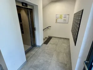 Pronájem bytu 1+kk, Kladno, Ke křížku, 35 m2