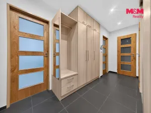 Prodej bytu 4+1, Praha - Podolí, Pujmanové, 78 m2