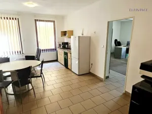 Prodej obchodního prostoru, Kralupy nad Vltavou - Mikovice, V Uličce, 235 m2