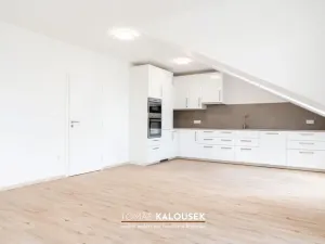 Prodej bytu 2+kk, Ivančice, Dr. Novotného, 53 m2