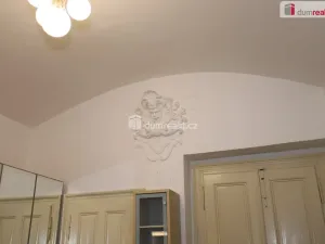 Pronájem bytu 2+1, Praha - Vinohrady, Římská, 65 m2