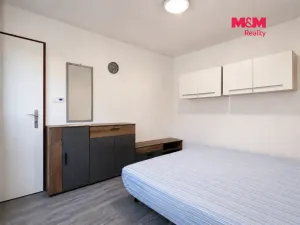 Pronájem chaty, Úvaly, 45 m2