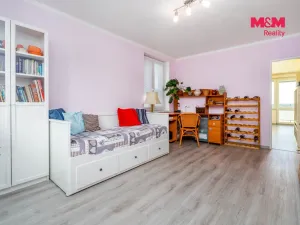 Prodej bytu 3+1, Zásmuky, Družstevní, 77 m2