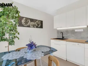Prodej bytu 3+1, Třebíč - Nové Dvory, Tkalcovská, 72 m2