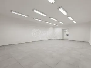 Pronájem obchodního prostoru, Nový Jičín, Masarykovo nám., 470 m2