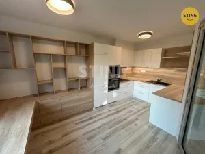 Pronájem bytu 1+1, Pardubice, U Sportovní školy, 50 m2