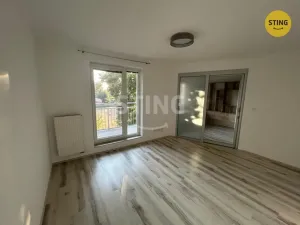 Pronájem bytu 1+1, Pardubice, U Sportovní školy, 50 m2