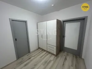 Pronájem bytu 1+1, Pardubice, U Sportovní školy, 50 m2