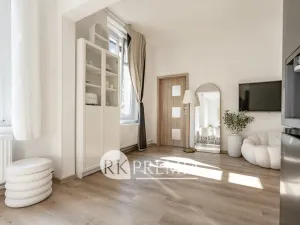 Pronájem bytu 2+1, Teplice, 28. října, 55 m2
