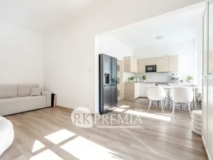 Pronájem bytu 2+1, Teplice, 28. října, 55 m2
