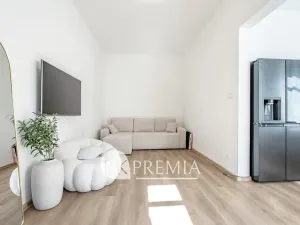Pronájem bytu 2+1, Teplice, 28. října, 55 m2