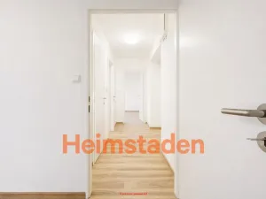 Pronájem bytu 2+kk, Ostrava - Poruba, Nálepkova, 51 m2