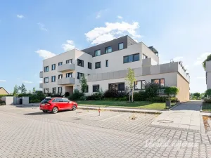 Pronájem bytu 4+kk, Horoměřice, Karla IV., 117 m2