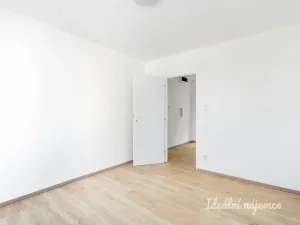 Pronájem bytu 3+1, Kralupy nad Vltavou, sídl. Hůrka, 66 m2