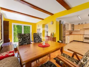 Prodej atypického bytu, Lukoveček, Ohrádky II, 185 m2