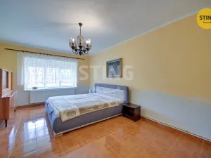Prodej rodinného domu, Janov, 201 m2