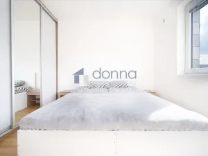 Pronájem bytu 2+kk, Praha, Pod stolovou horou, 57 m2