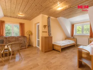 Prodej rodinného domu, Velké Karlovice, 245 m2