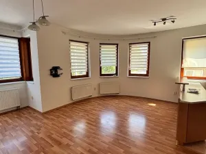 Pronájem bytu 2+kk, Pardubice, Ke Kamenci, 62 m2