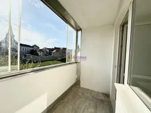 Prodej bytu 2+1, Louny, nám. Petra Obrovce, 65 m2