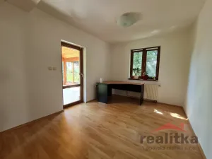 Prodej rodinného domu, Opava - Zlatníky, 6. května, 161 m2