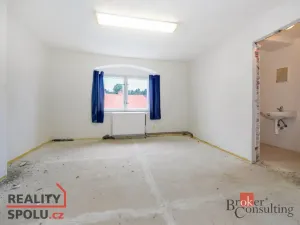 Prodej ubytování, Kovářská, nám. J. Švermy, 520 m2