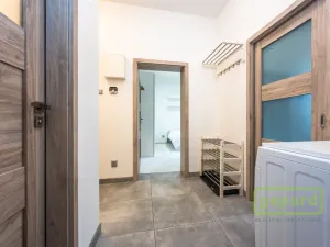 Pronájem bytu 2+kk, Praha - Smíchov, Grafická, 54 m2
