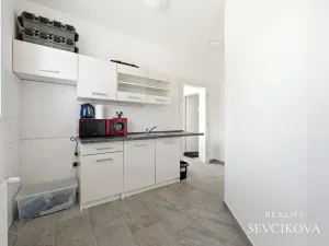 Prodej rodinného domu, Hradec Králové, Věkošská, 120 m2