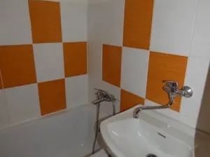 Pronájem bytu 2+1, Louny, 28. října, 56 m2
