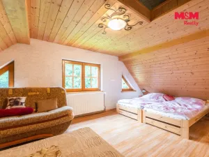 Prodej rodinného domu, Velké Karlovice, 160 m2
