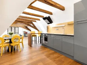 Prodej bytu 3+kk, Praha - Malá Strana, Malostranské náměstí, 117 m2