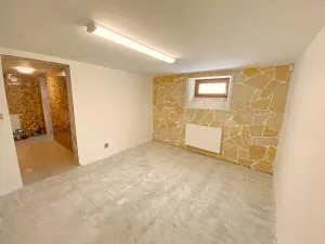 Prodej rodinného domu, Plesná, Sokolská, 200 m2