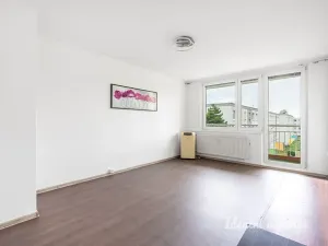Pronájem bytu 3+1, Praha - Kobylisy, Chotovická, 71 m2