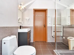 Prodej rodinného domu, Karlovy Vary, Slovenská, 162 m2