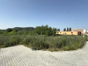 Prodej pozemku, Mikulov, Slovácké brigády, 721 m2