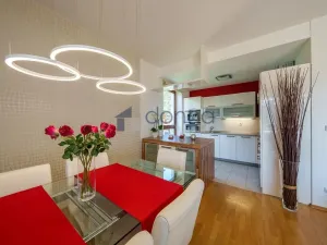 Pronájem bytu 3+kk, Praha, Podvinný mlýn, 80 m2