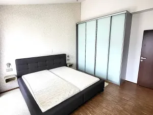 Pronájem bytu 3+kk, Praha - Hlubočepy, Hlubočepská, 105 m2